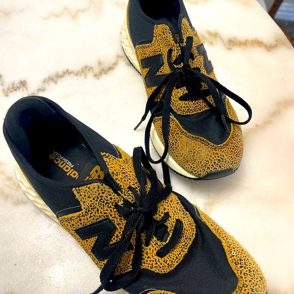 New Balance rare Cheetah 🐆 sneaks - Picture 6 of 7